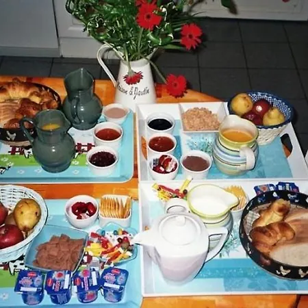 D' Hotes Et Roulottes Et Du Ternois Gæstehus Saint-Pol-sur-Ternoise